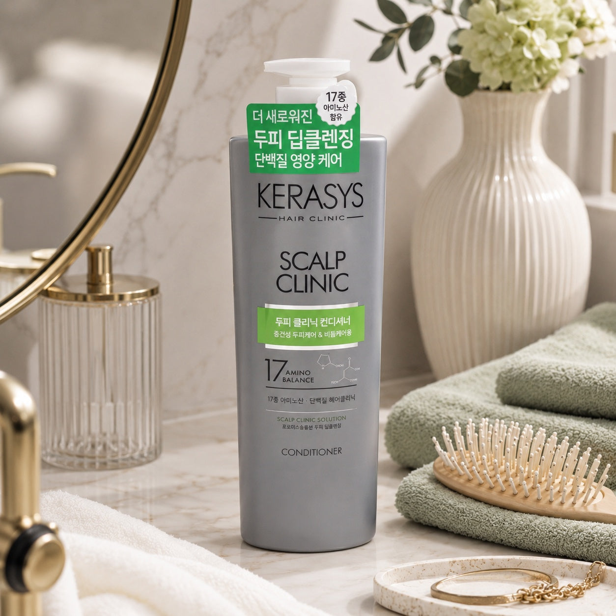 KeraSys Hair Clinic Scalp Clinic Conditioner Korean scalp care conditioner that nourishes hair while helping to soothe, balance and maintain a healthy scalp.